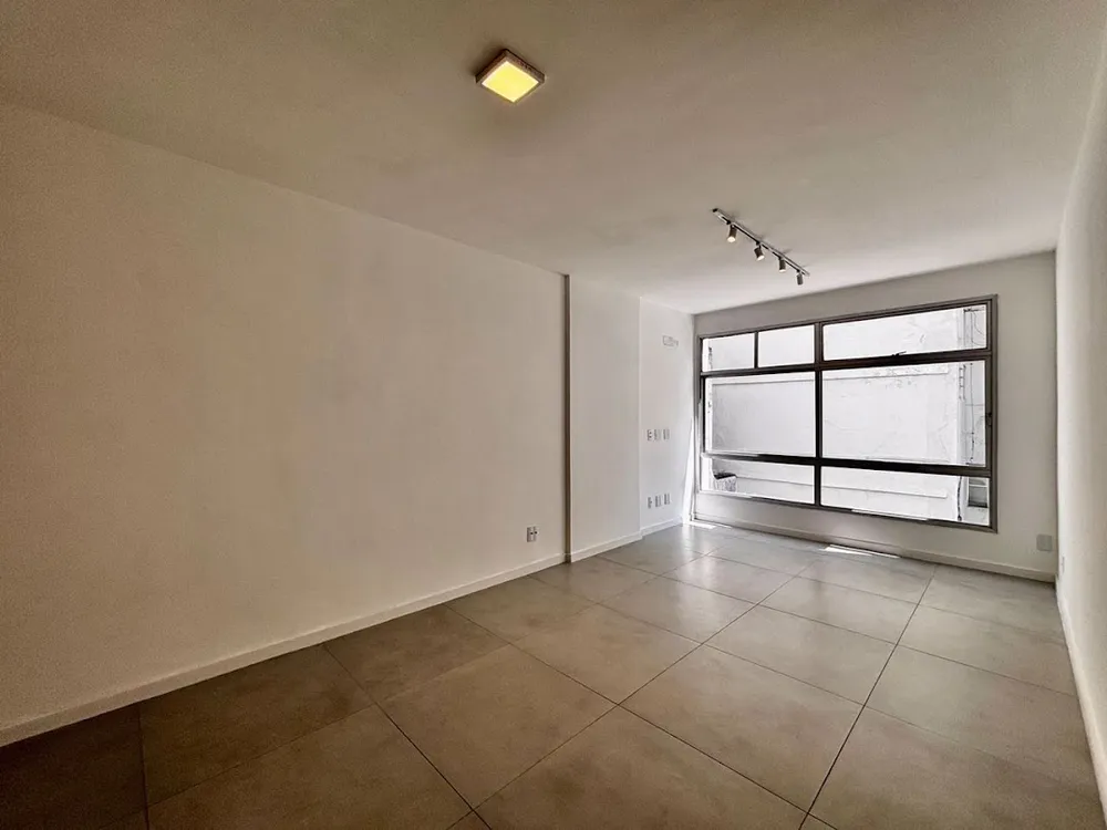 Apartamento, 3 quartos, 120 m² - Foto 1