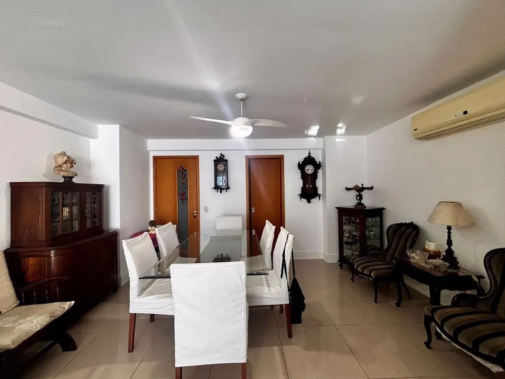 Apartamento, 3 quartos, 130 m² - Foto 1