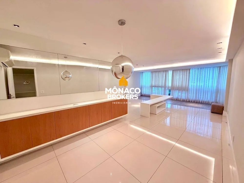 Apartamento, 4 quartos, 220 m² - Foto 1