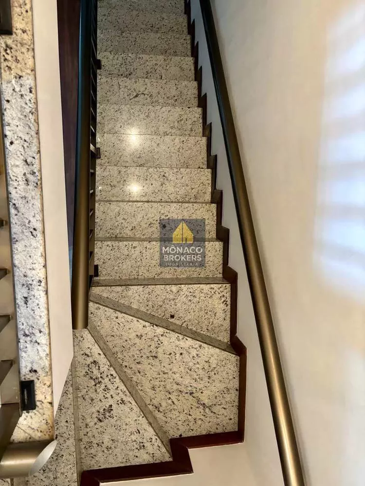 Cobertura, 3 quartos, 250 m² - Foto 21