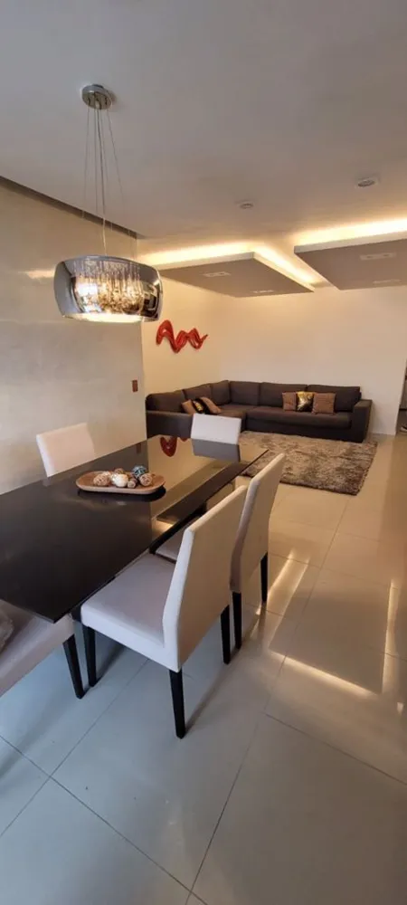 Apartamento, 3 quartos, 135 m² - Foto 1