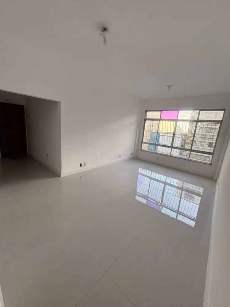 Apartamento, 3 quartos, 130 m² - Foto 2