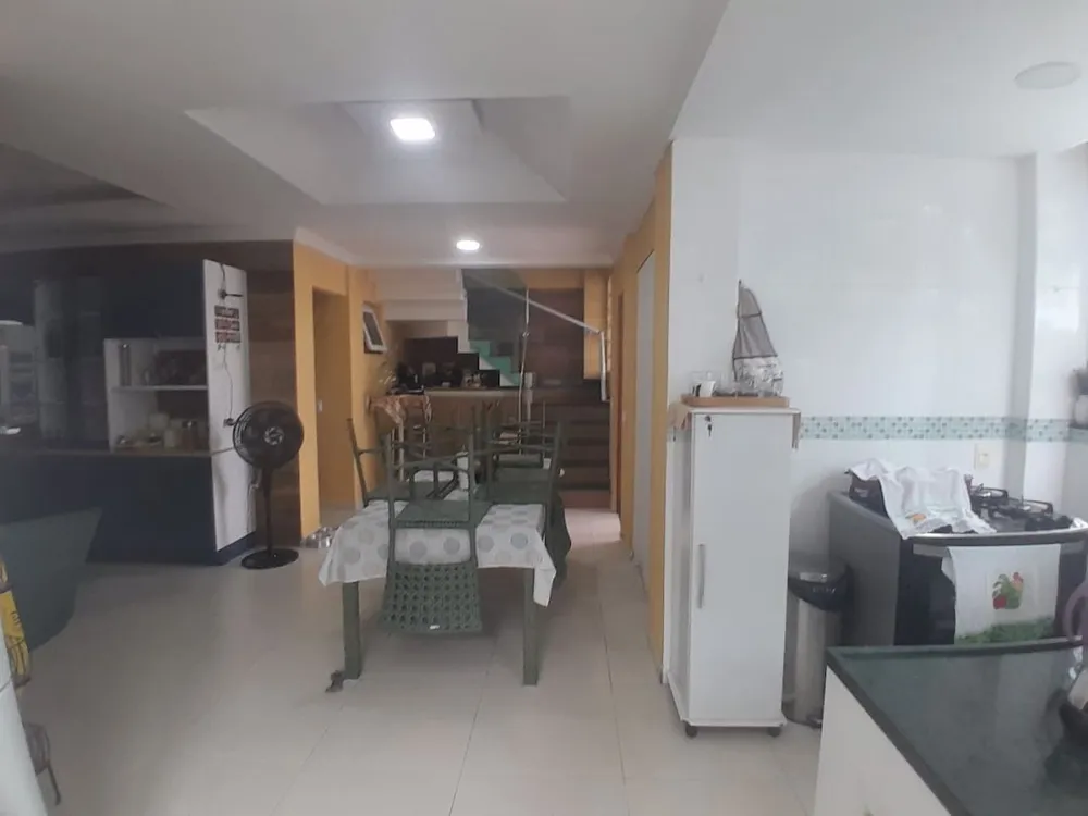 Casa, 6 quartos, 500 m² - Foto 4
