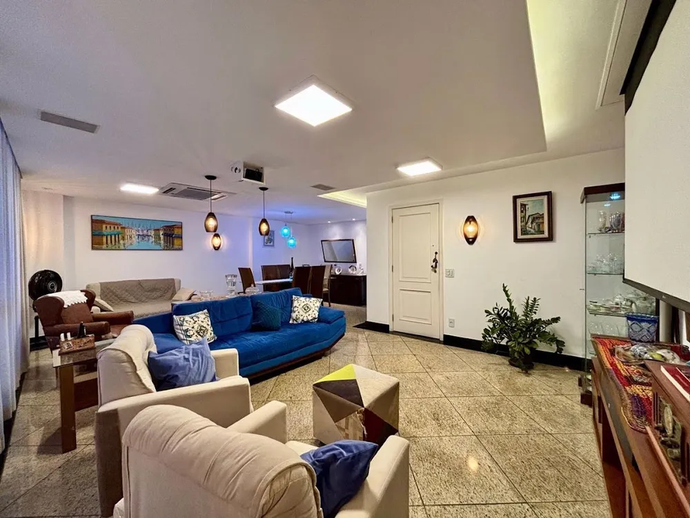 Apartamento, 3 quartos, 220 m² - Foto 2