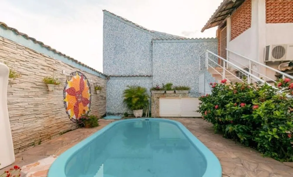 Casa, 3 quartos, 310 m² - Foto 1