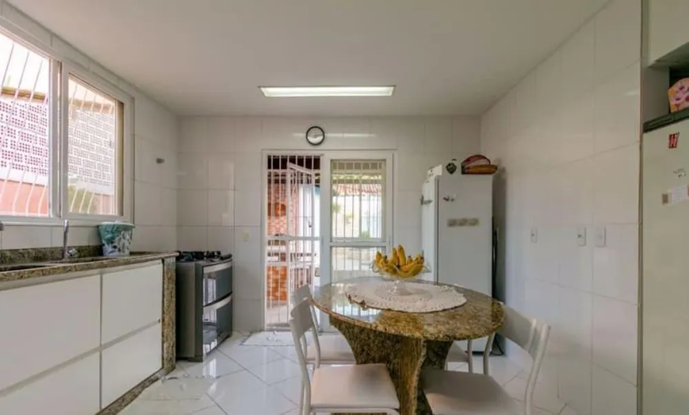 Casa, 3 quartos, 310 m² - Foto 28