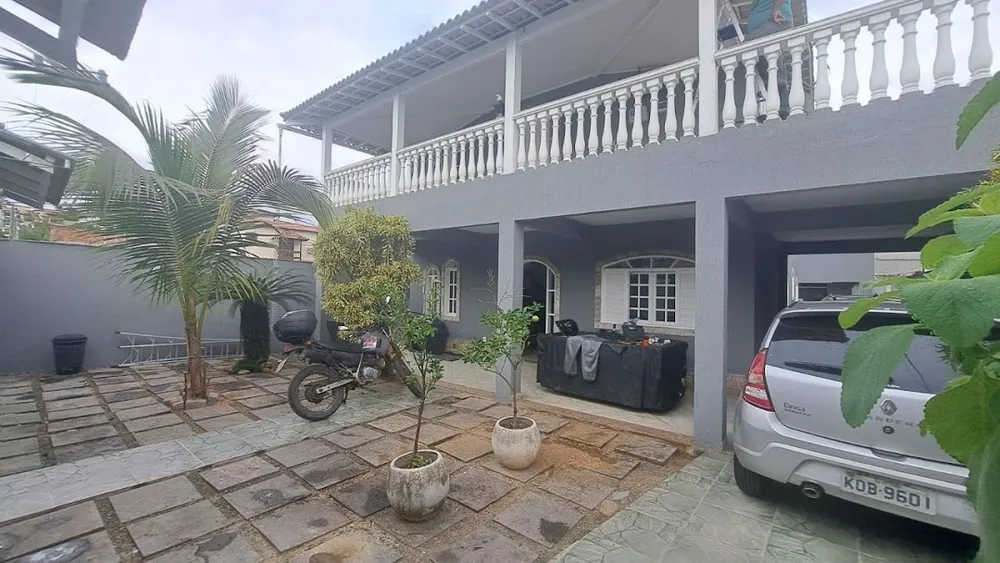 Casa, 3 quartos, 351 m² - Foto 1