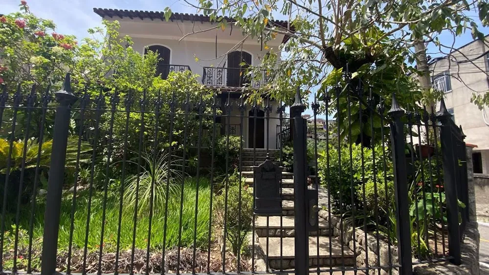 Casa, 4 quartos, 245 m² - Foto 2