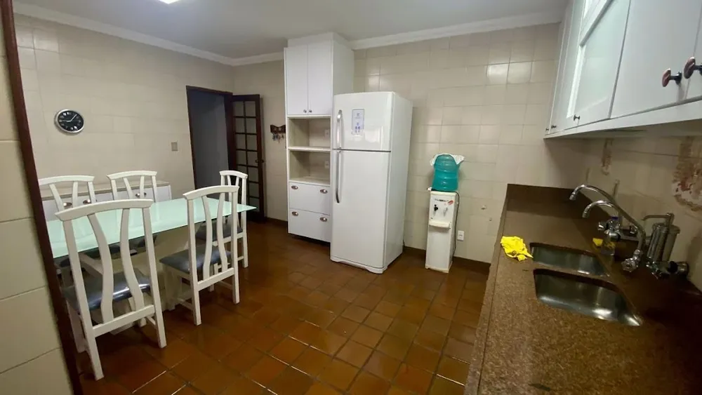 Casa, 4 quartos, 245 m² - Foto 28