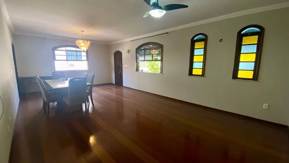Casa, 4 quartos, 245 m² - Foto 3