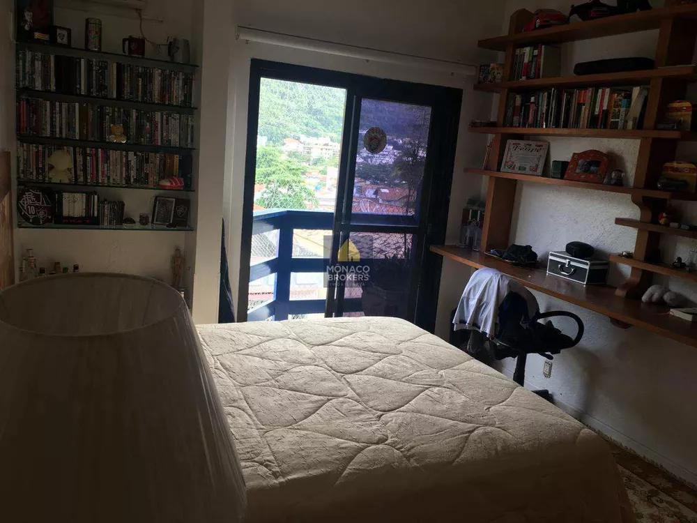 Casa, 4 quartos, 300 m² - Foto 22