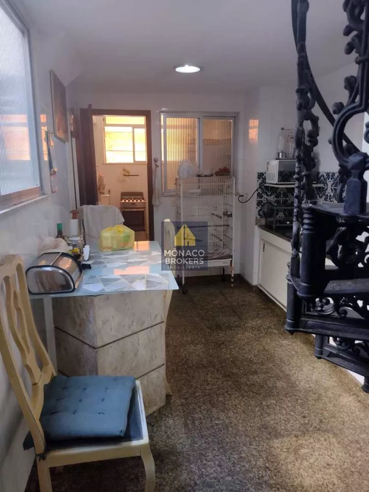 Cobertura, 3 quartos, 230 m² - Foto 13