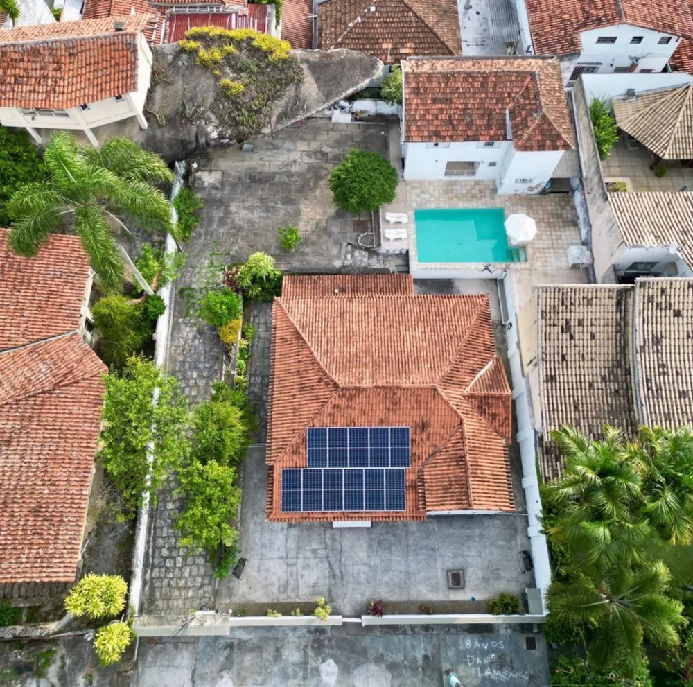 Casa, 6 quartos, 208 m² - Foto 2