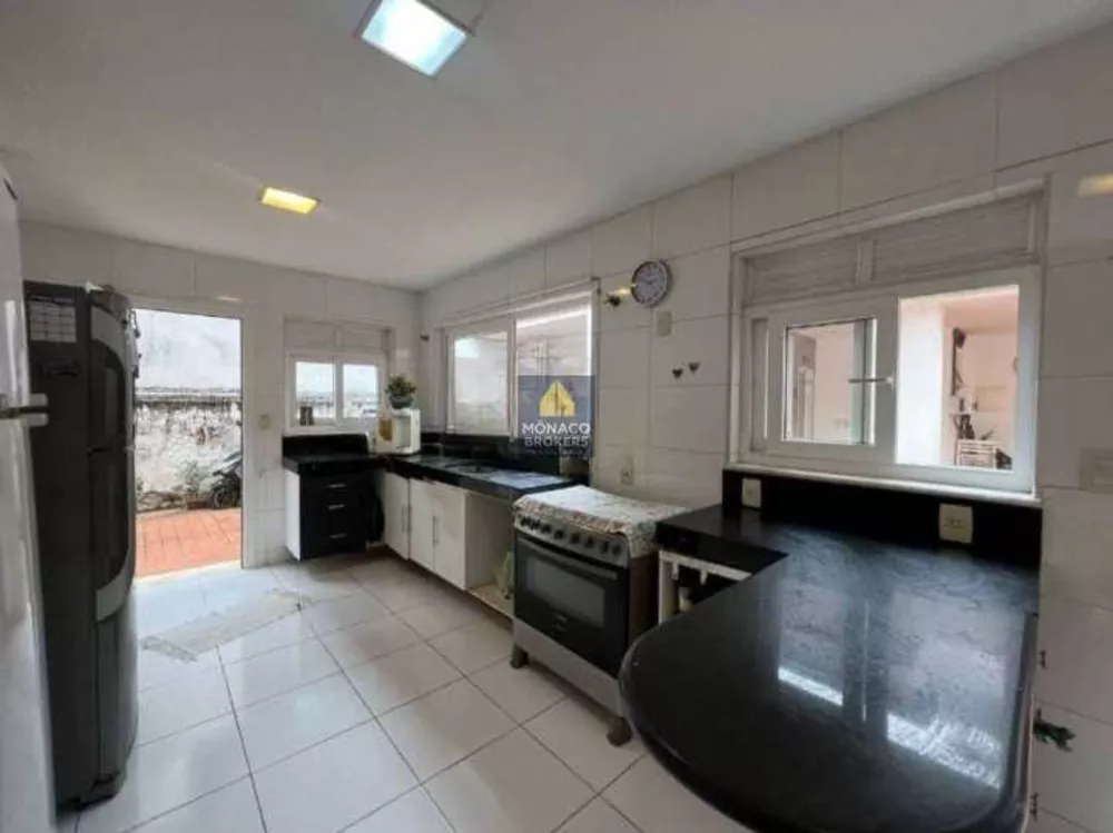 Casa, 4 quartos, 327 m² - Foto 14