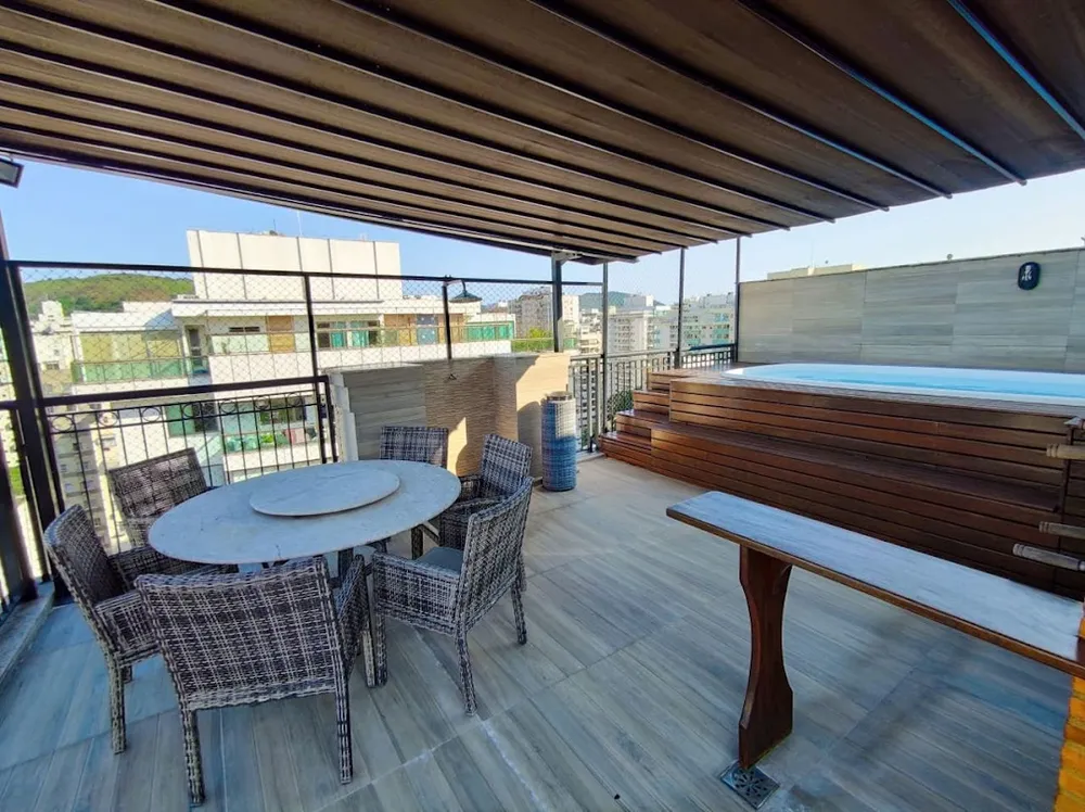 Cobertura, 3 quartos, 250 m² - Foto 2