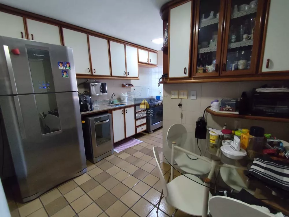 Cobertura, 3 quartos, 220 m² - Foto 8