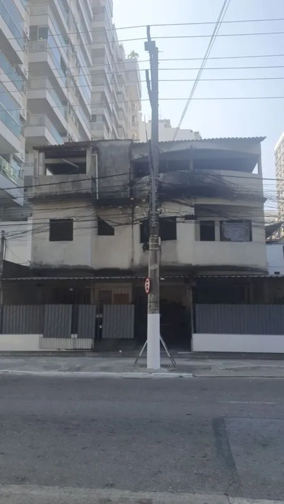Casa, 7 quartos, 290 m² - Foto 1