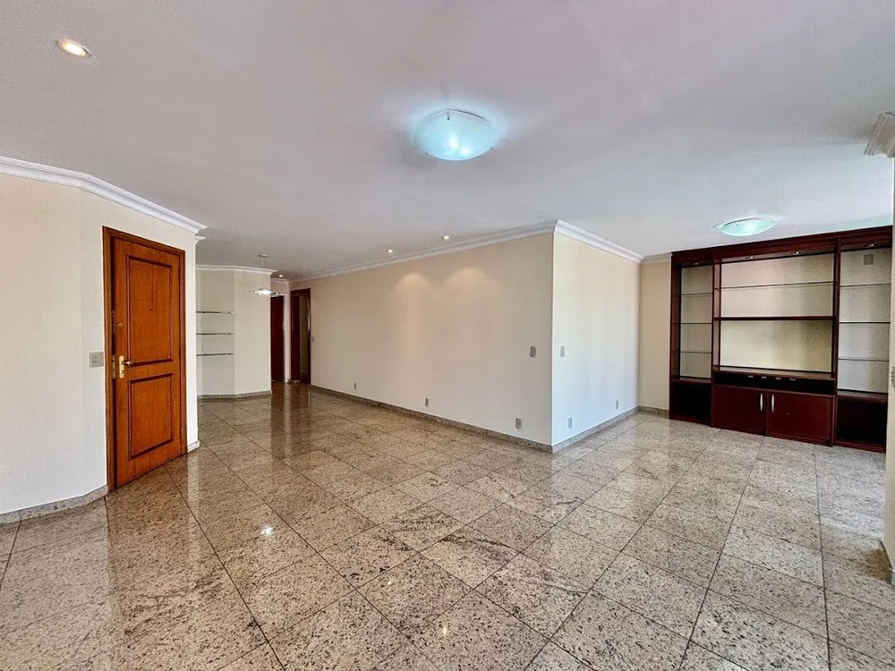 Apartamento, 3 quartos, 140 m² - Foto 1