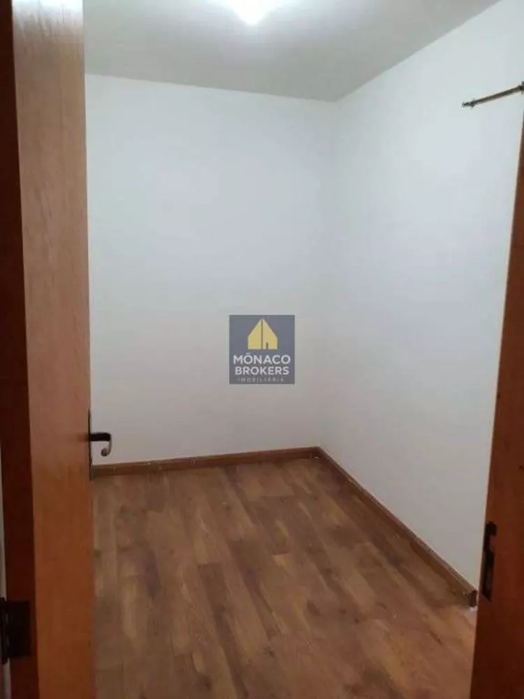 Casa, 4 quartos, 240 m² - Foto 15