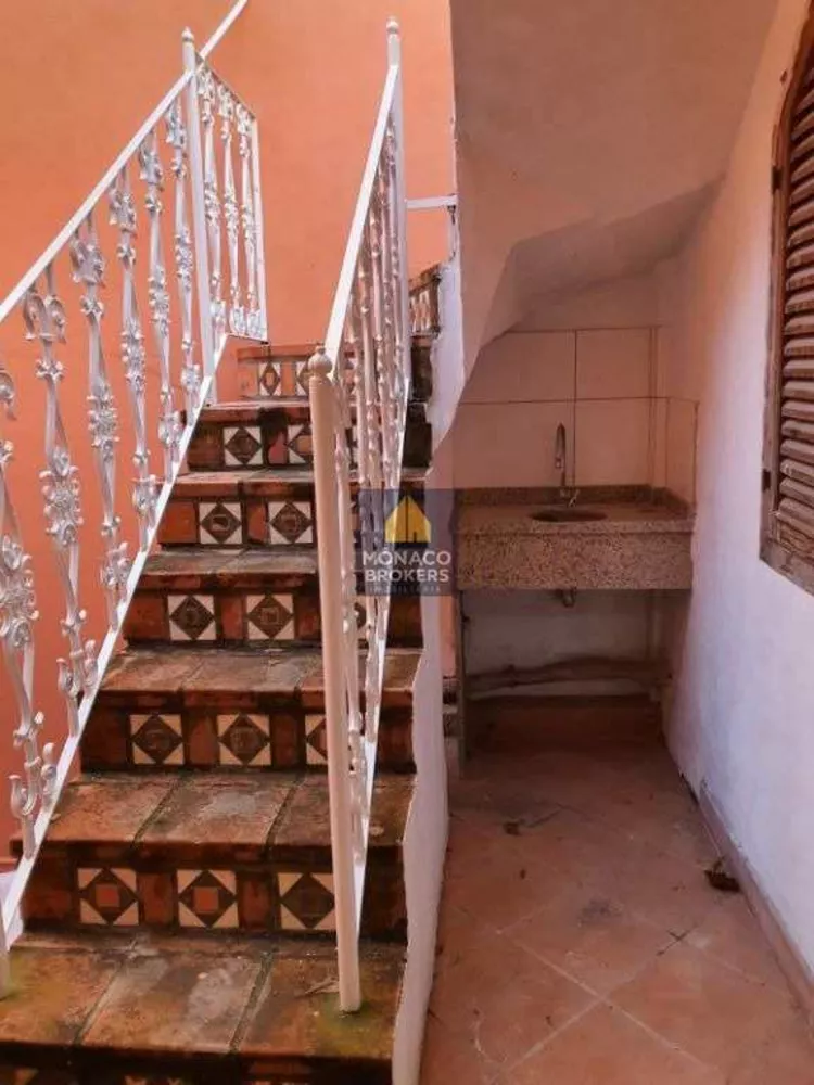 Casa, 4 quartos, 240 m² - Foto 21