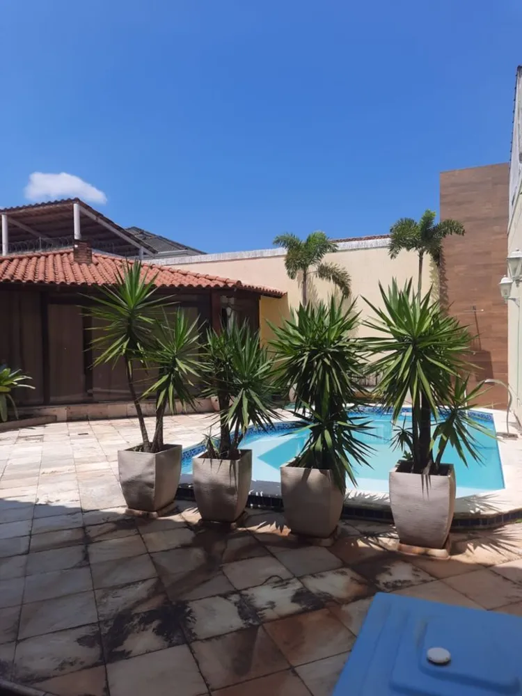 Casa, 5 quartos, 300 m² - Foto 2