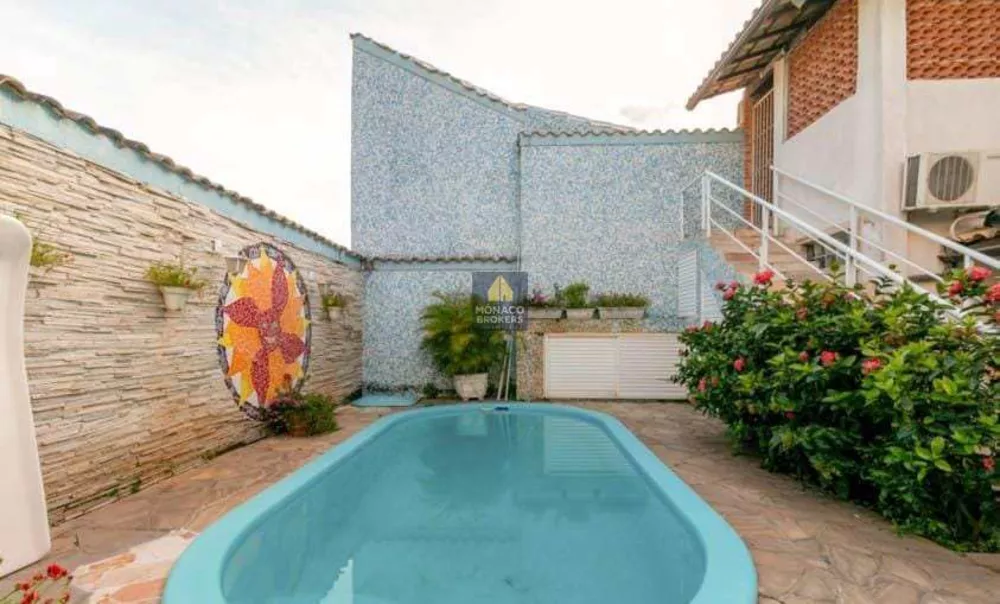 Casa, 3 quartos, 310 m² - Foto 2
