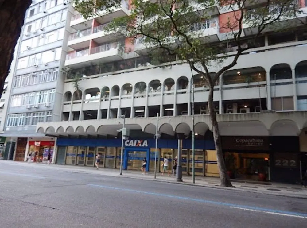 Sala-Conjunto, 1000 m² - Foto 1