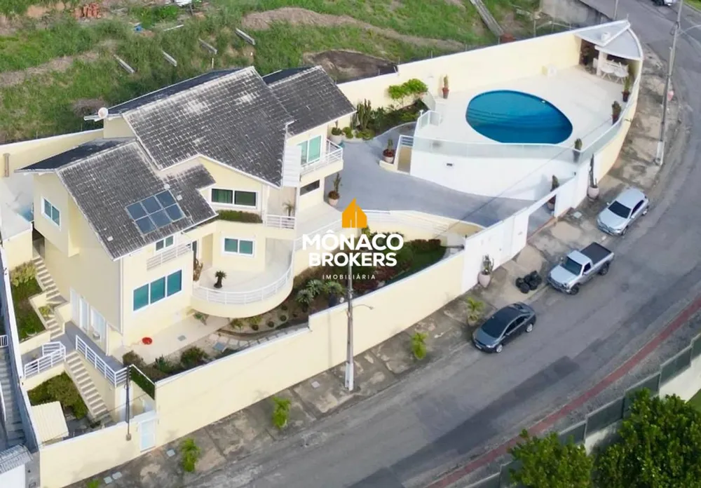 Casa, 6 quartos, 300 m² - Foto 1