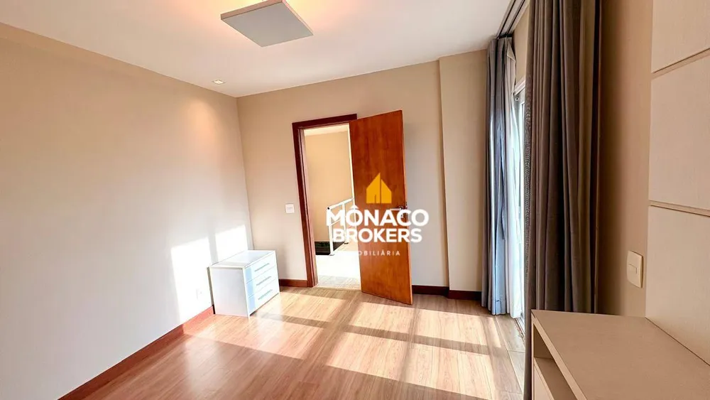 Casa, 6 quartos, 300 m² - Foto 33