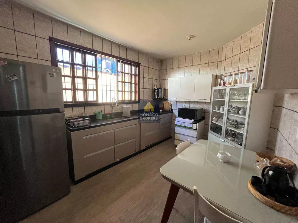 Casa, 3 quartos, 180 m² - Foto 11