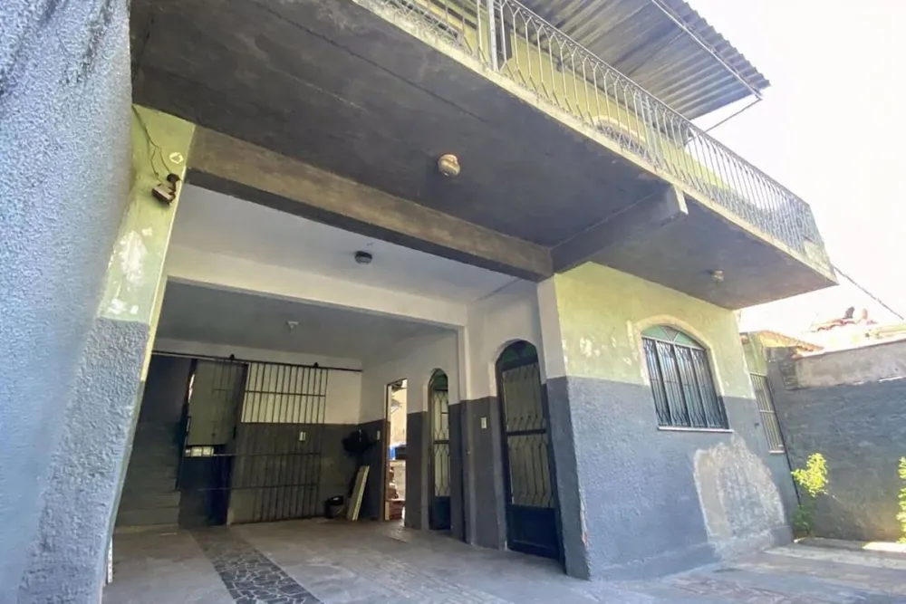Casa, 4 quartos, 173 m² - Foto 1