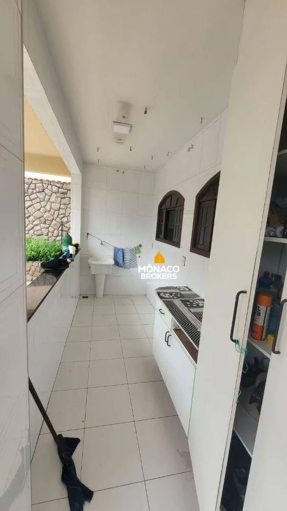 Casa, 3 quartos, 250 m² - Foto 11