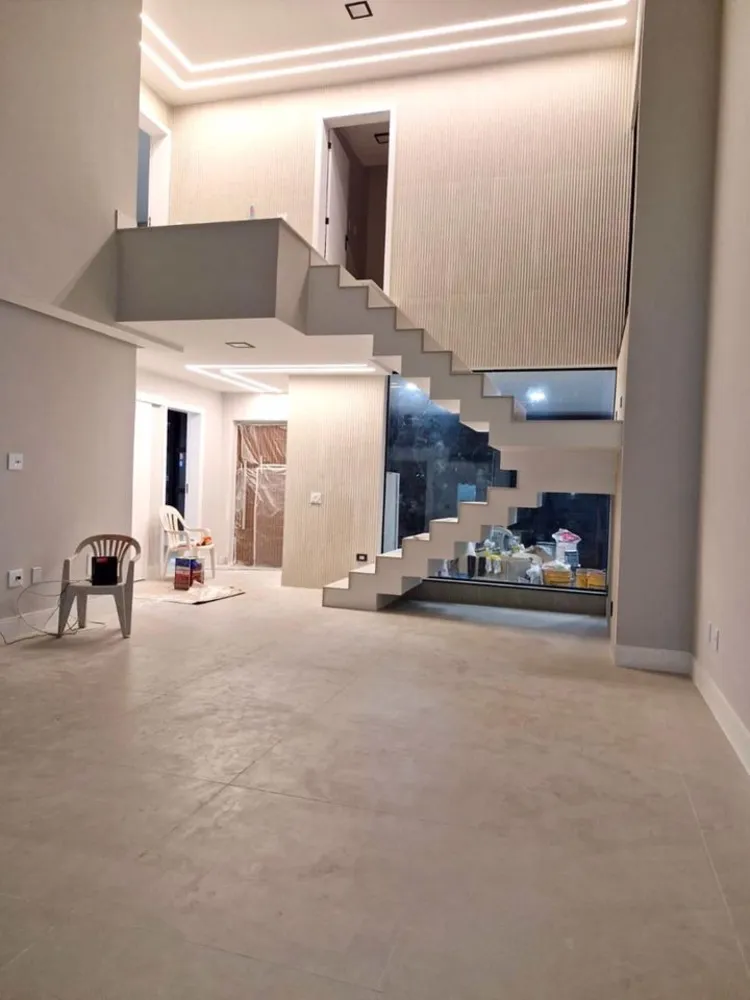Casa, 4 quartos, 311 m² - Foto 1