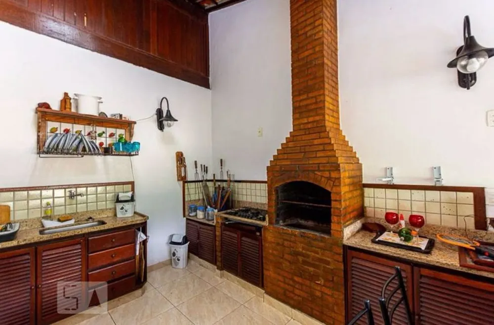 Casa, 4 quartos, 300 m² - Foto 35