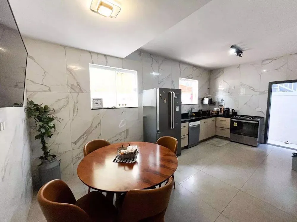 Casa, 5 quartos, 320 m² - Foto 10