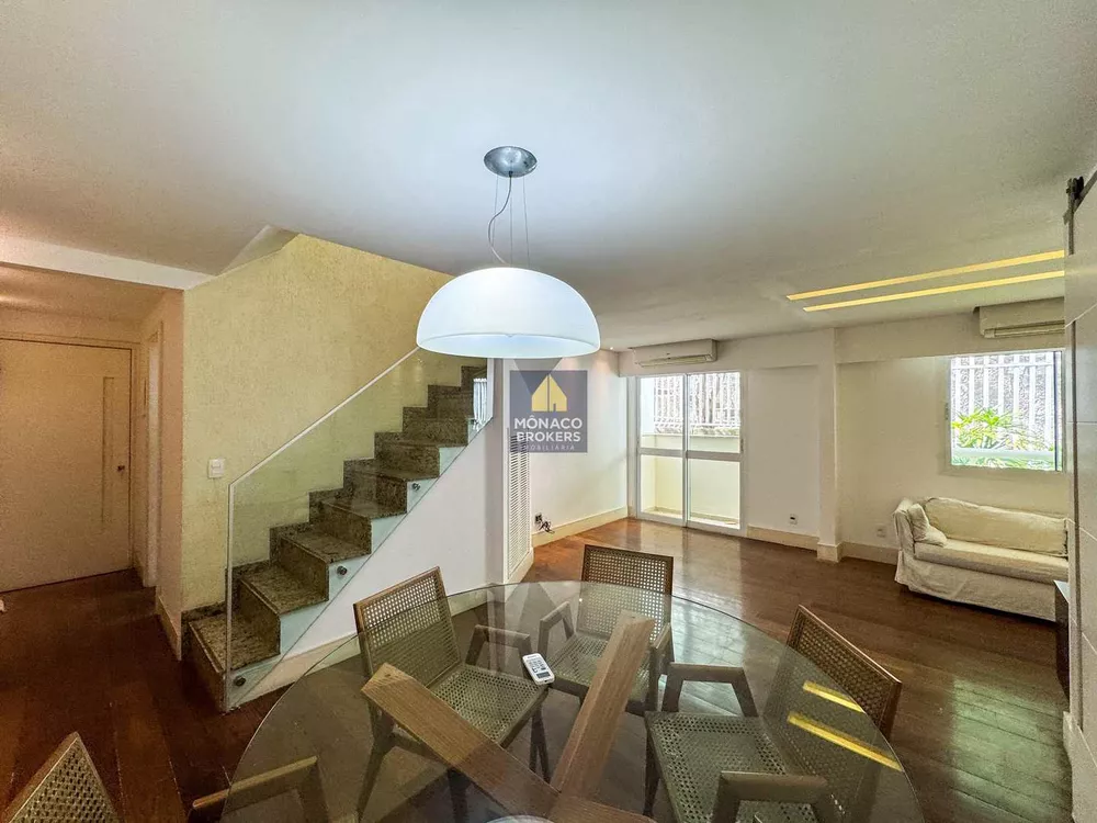 Cobertura, 3 quartos, 180 m² - Foto 1