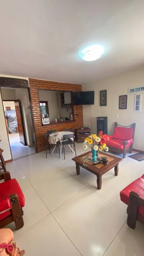Casa, 4 quartos, 200 m² - Foto 1
