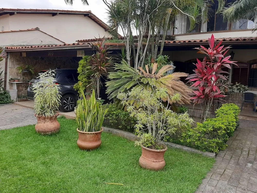 Casa, 6 quartos, 295 m² - Foto 2