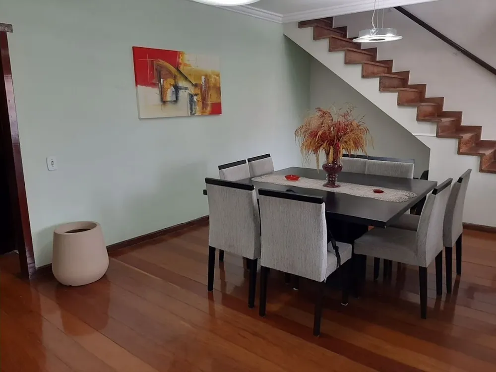 Casa, 6 quartos, 295 m² - Foto 4