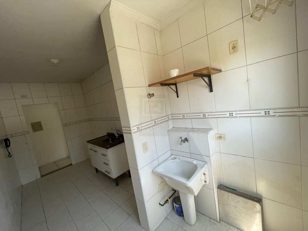 Apartamento à venda com 2 quartos, 50m² - Foto 2
