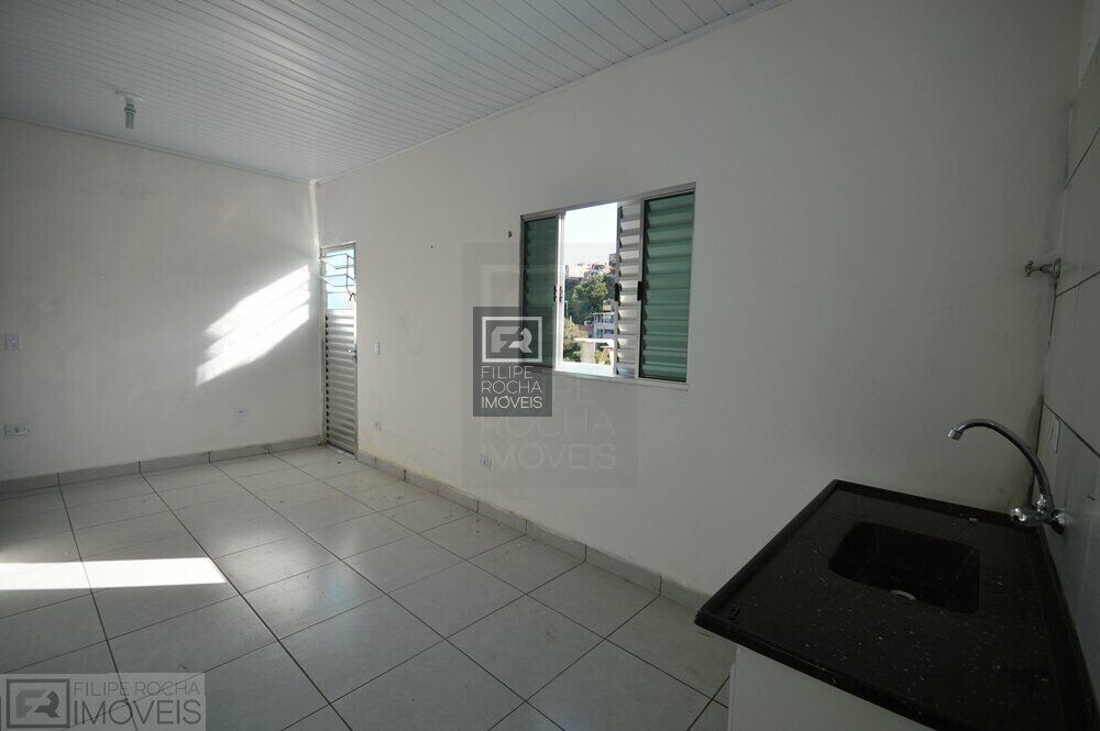 Casa para alugar com 2 quartos, 60m² - Foto 1