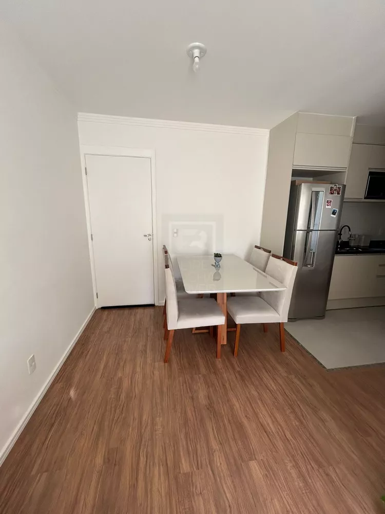 Apartamento à venda com 2 quartos, 48m² - Foto 2