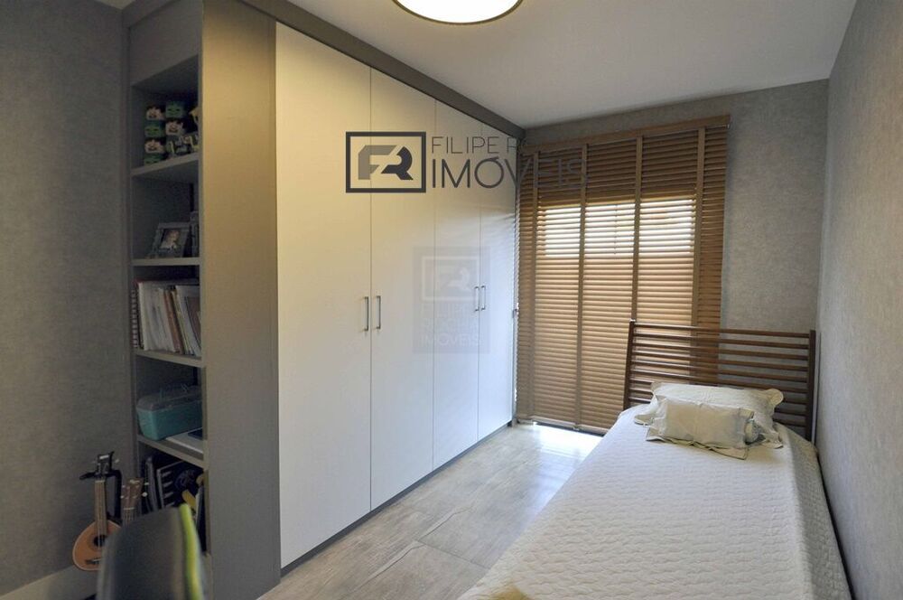 Casa à venda com 3 quartos, 217m² - Foto 11