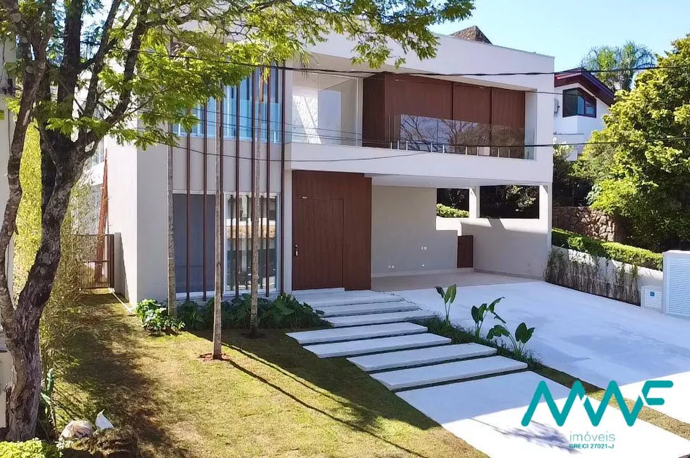 Casa de Condomínio à venda com 5 quartos, 640m² - Foto 1