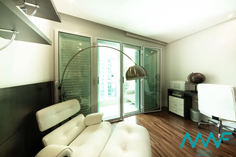 Apartamento, 3 quartos, 253 m² - Foto 11