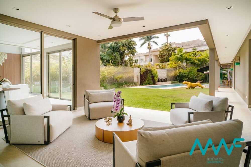 Casa, 5 quartos, 1180 m² - Foto 1