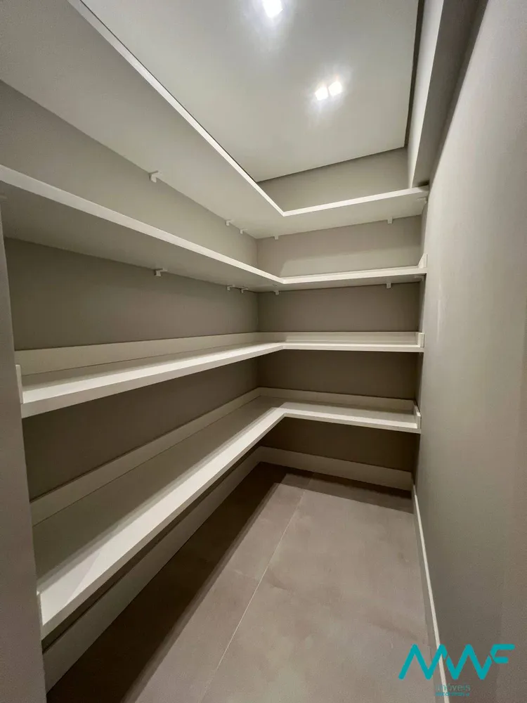 Apartamento, 3 quartos, 287 m² - Foto 2