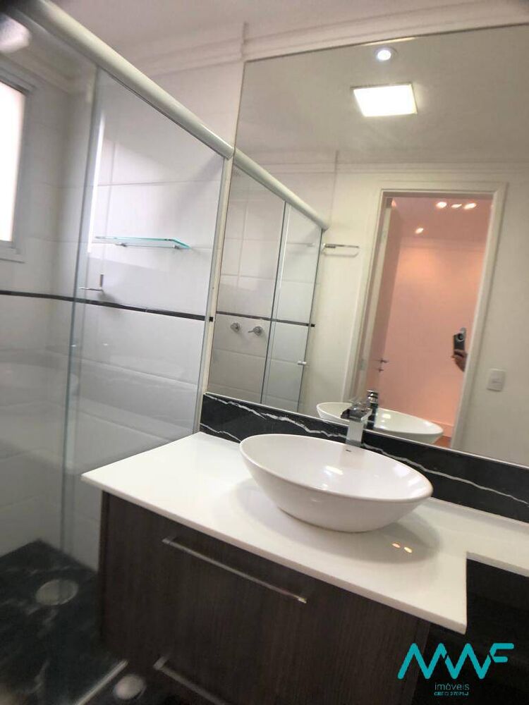 Apartamento à venda com 3 quartos, 164m² - Foto 2