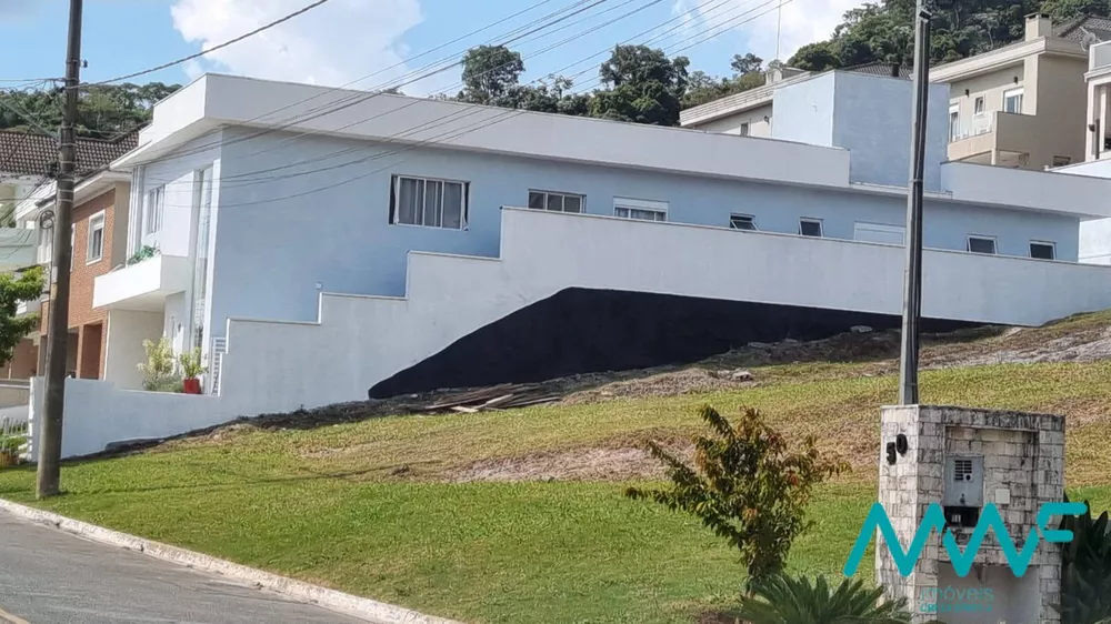 Casa de Condomínio à venda com 4 quartos, 265m² - Foto 3