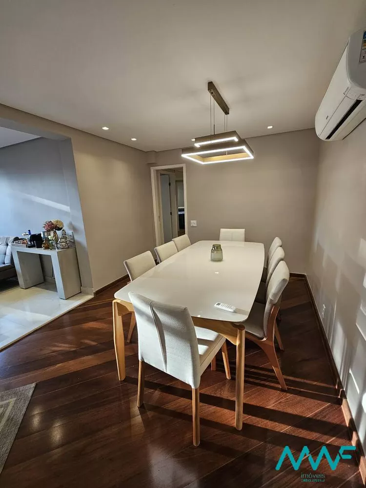 Apartamento à venda com 3 quartos, 130m² - Foto 4